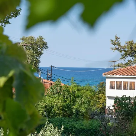 Naia House Apartment Chorefton