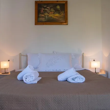 Naia House Apartment